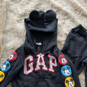 Disney Mickey Mouse hoodie set